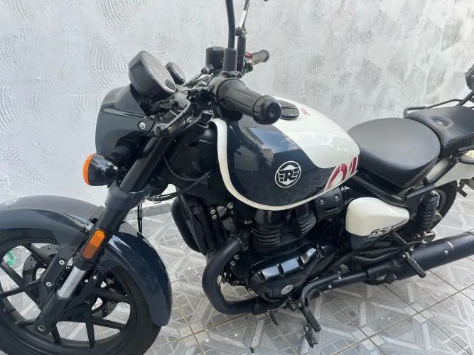 Shotgun 650 branca única dono