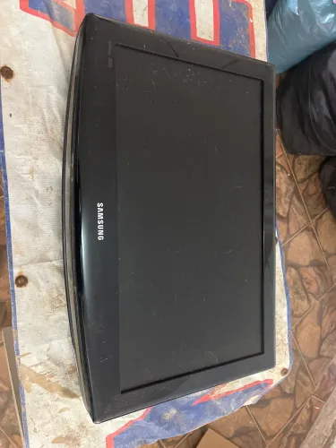 Tv Samsung 24 polegadas para retirada de peças