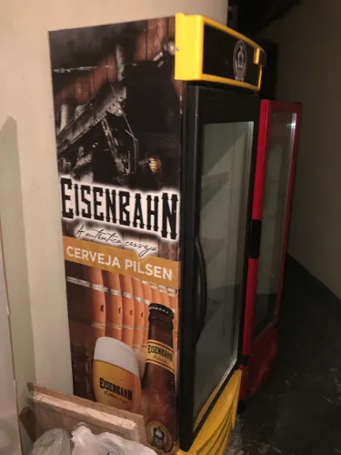 Freezer cervejeiro e freezer expositor 