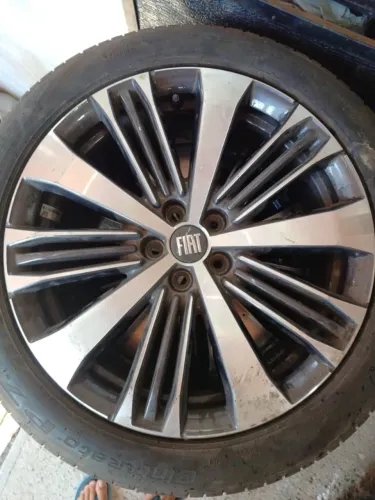 Lindíssimas rodas com Pneus Aro 17