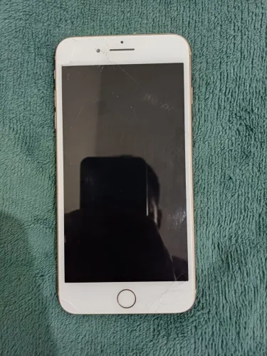 iPhone 8 Plus