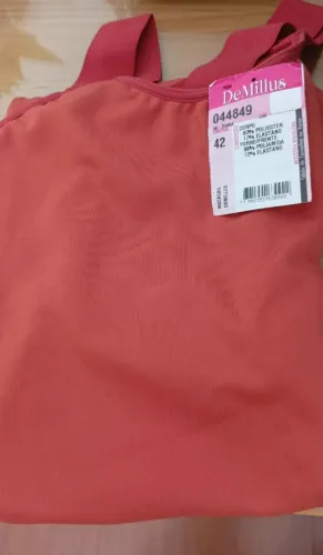 Macacão Fitness DeMillus Tangent na cor Terra.