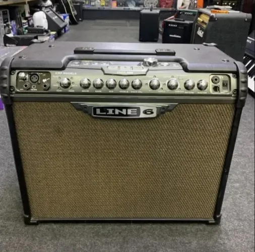 AMPLIFICADOR Line 6 Spider Jam