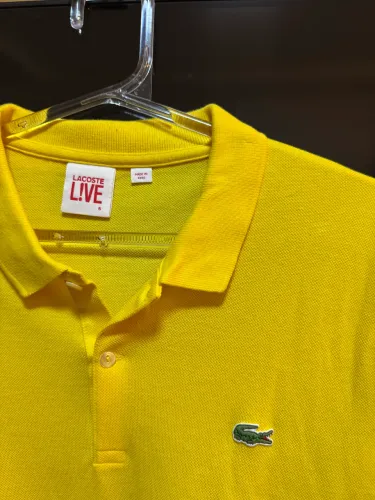 Camisa Lacoste Amarela