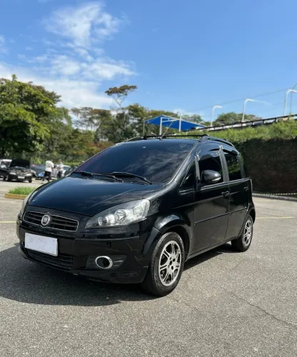 Fiat Idea Attractive 1.4 Fire Flex 8V 5P 2013