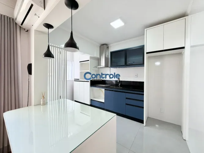 Apartamento 2 dormitórios no Kobrasol - São José