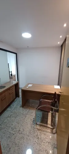 Alugo Sala Comercial no Fórum Business