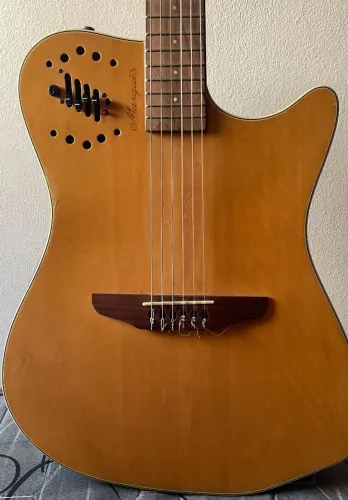 Violão flat Marques vn 12 natural.
