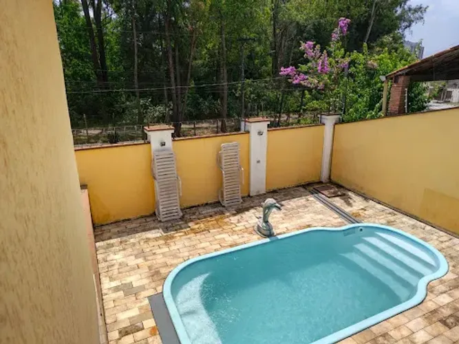 Casa com 3 dormitórios para alugar, 300 m² por R$ 8.342,00/mês - City Bussocaba - Osasco/S