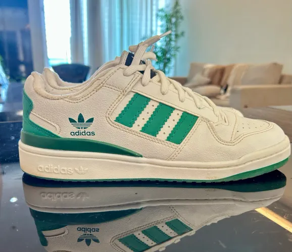 Tenis adidas branco forum Low CL