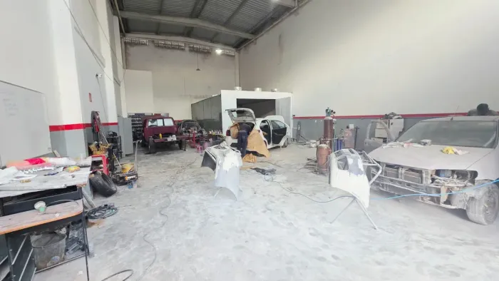Galpão comercial à venda em Feira de Santana 250m² próximo à Avenida Noide Cerqueira Ponto