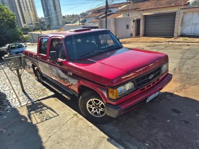 Chevrolet D-20 S / Luxe 3.9/4.0 Diesel 1993