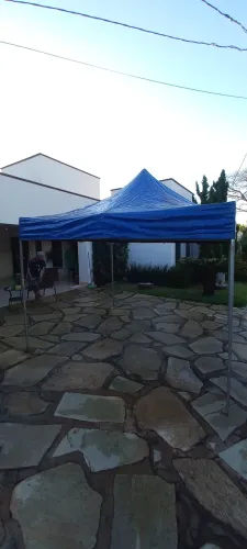 Vendo tenda 3x3 pvc novinha