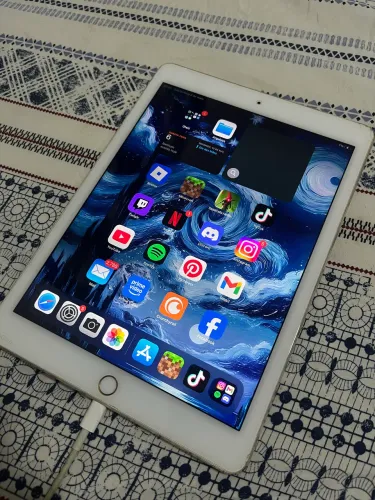 iPad本体 Apple iPad Air 2 Wi-Fi + Cellular 64GB Apple iPad Air 2 64GB MGKM2BZ/A - Cinco TI