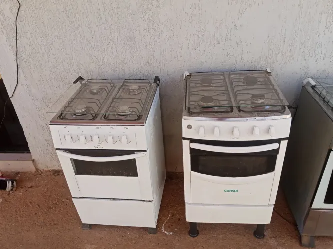 Fogões disponíveis para venda entrego