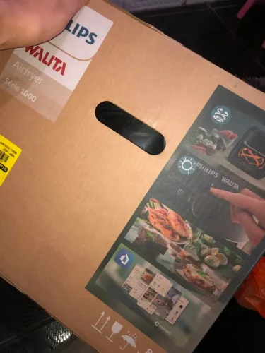 Fritadeira Airfryer Philips Walita série 1000 nova