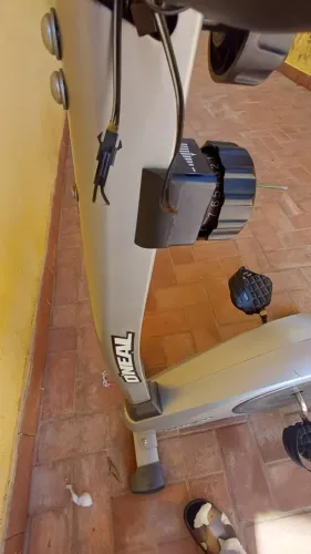 Bicicleta Ergometrica vertical marca ONEAL
