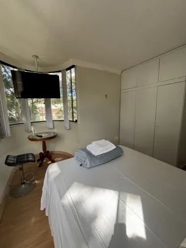 Quarto mobiliado na asa norte, Brasília