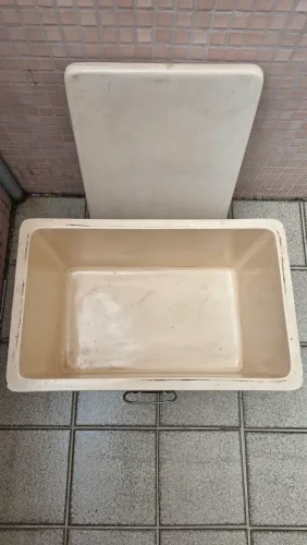 Caixa Térmica em acrílico 31L da antiga VARIG