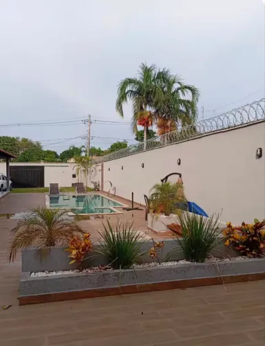 Alugo casa em Aruanã GO