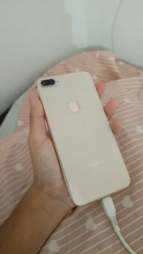iPhone 8 plus 64gb