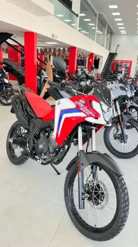 Honda Sahara 300 Adventure 2027 0KM | Pronta para você!