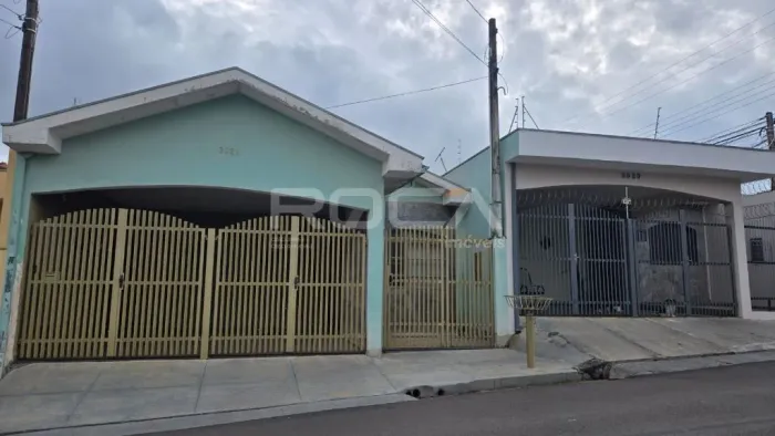 Casa Padrão à Venda no Bairro Vila Costa do Sol em São Carlos