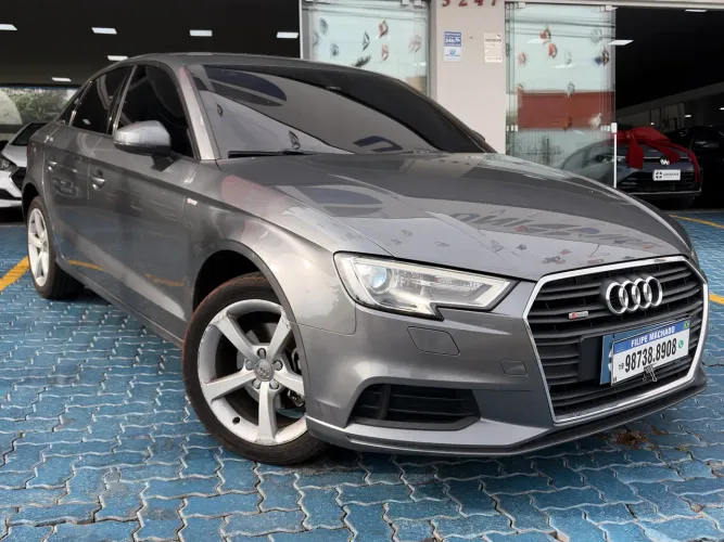 Audi A3 Sedan 1.4 TFSI Flex Tiptronic 4P 2017