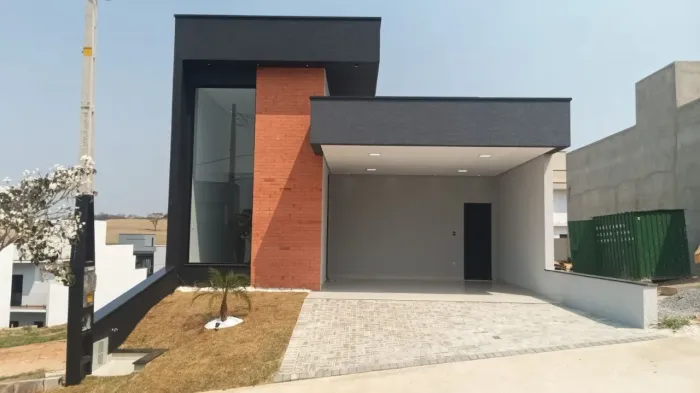 Casa em Condomínio à Venda - Jardim Villagio Milano