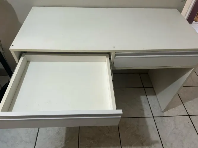 Mesa penteadeira