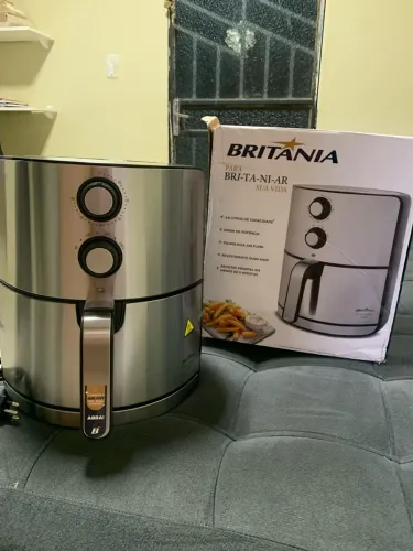 Air Fryer Britânia 4,6L Antiaderente 1500W