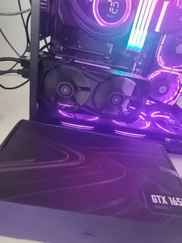 Placa de video GTx 1650 4gb Mancer