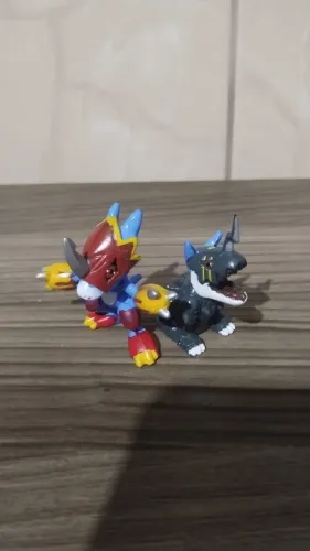Flamedramon e Raidramon - miniaturas digimon