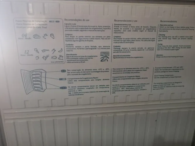 Frizer vertical