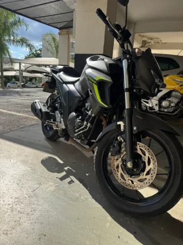 Fazer 250 23/24 baixo km 