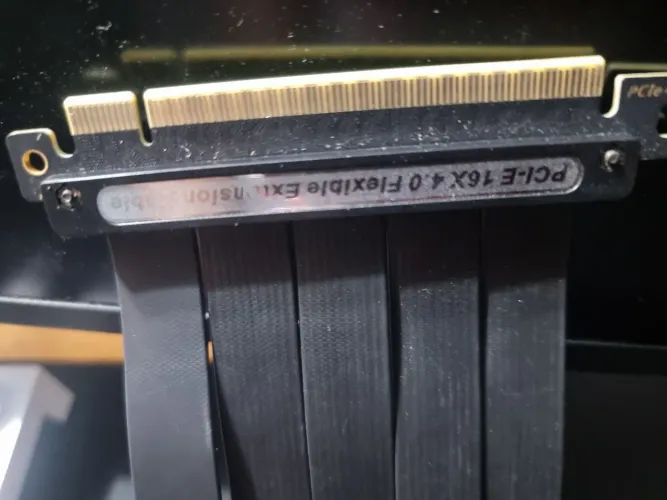 PCI EXPRESS x16 4.0