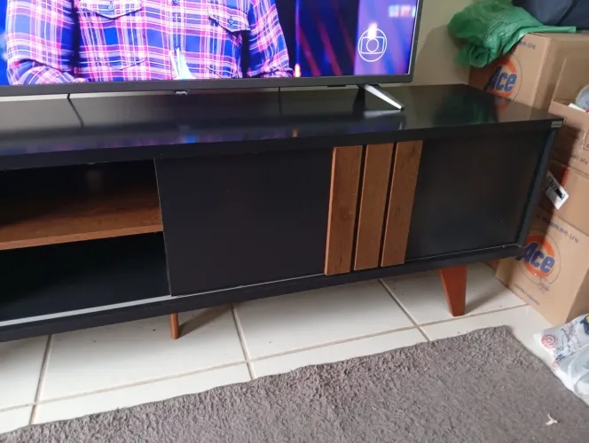 Rack bancada 180 MT, 100% MDF semi-novo