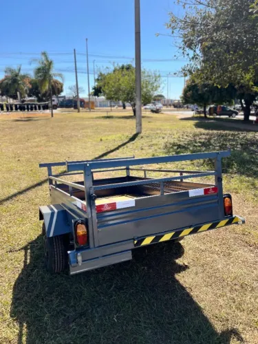  Reboque Novo: 2.00 x 1.20 c/ cestinha.