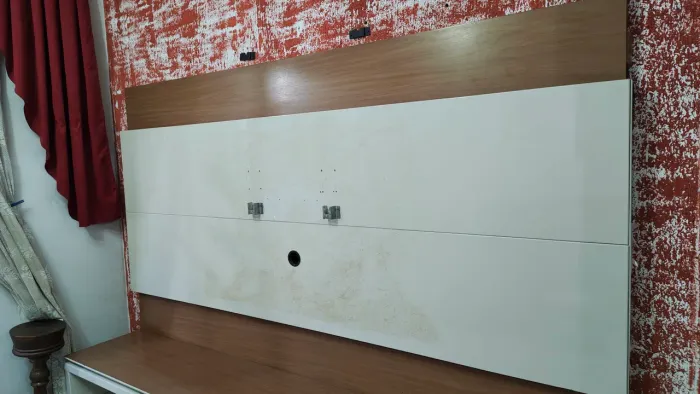 Vendo lindo Painel pra tv...2.40 / por 1.40....obs . Só o painel !