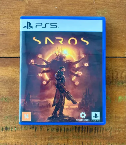 Saros (PS5)