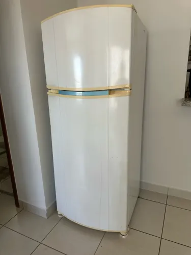 Geladeira cônsul 