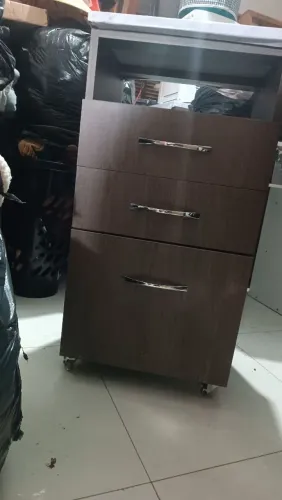 Carrinho/armário de apoio 
