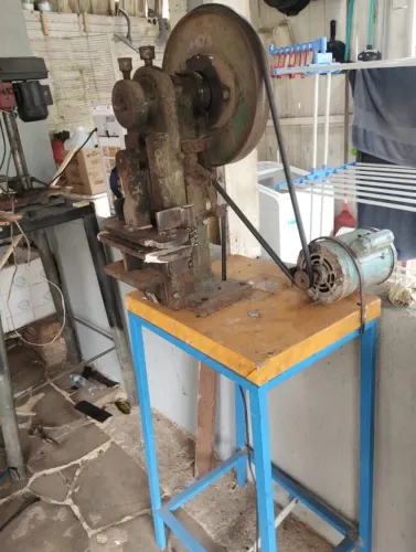 Prença exentrica 1/2 ton