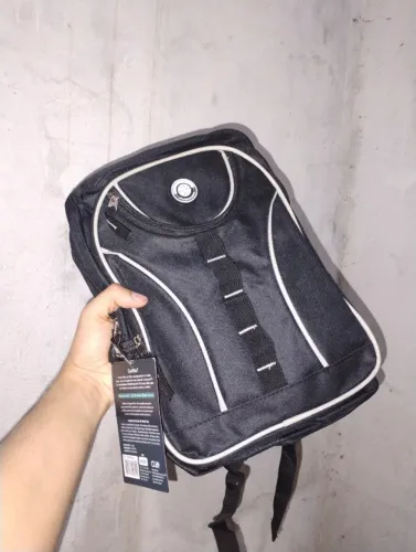 MOCHILA ESCOLAR.