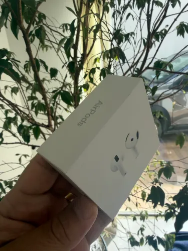 Apple Watch 11 46 mm - AirPod 4 e 3 Pro - AirTag