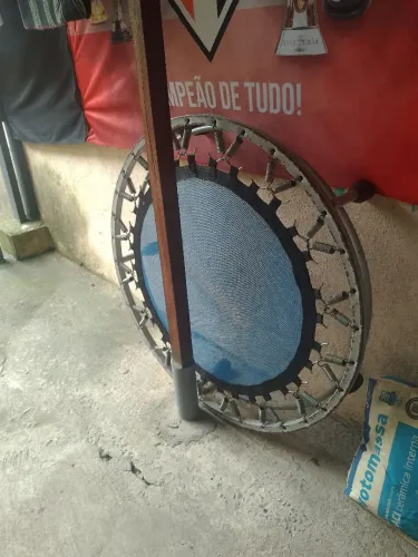Muni cama elástica para doação