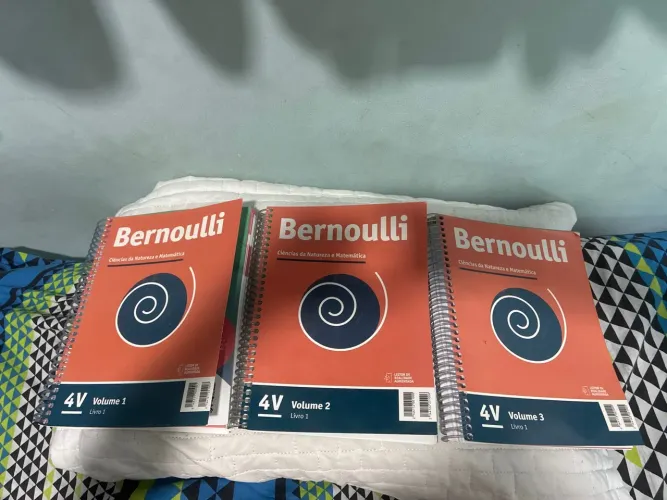 Livros Bernoulli - Ciências da natureza e Matemática