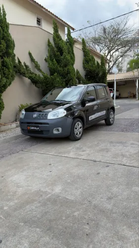 Fiat Uno Vivace Celeb. 1.0 EVO F.flex 8V 5P 2011