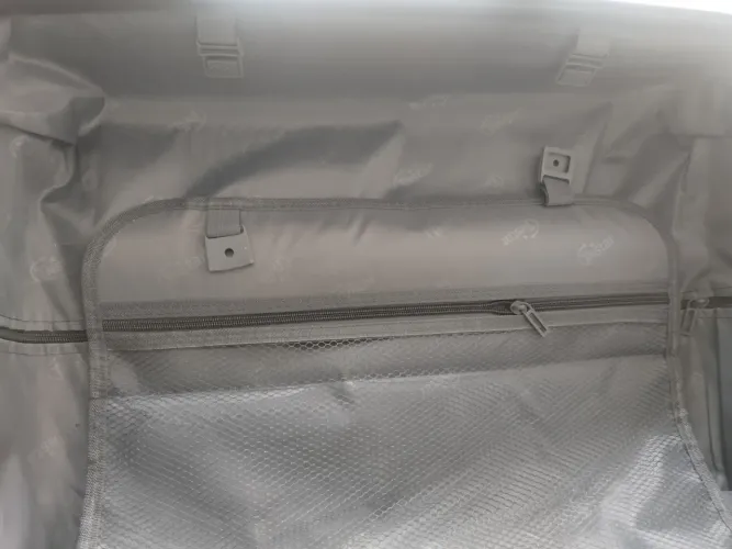 Mala de viagem medidas 58cm de altura, 37 de comprimento e 25 de profundidade mala de viag