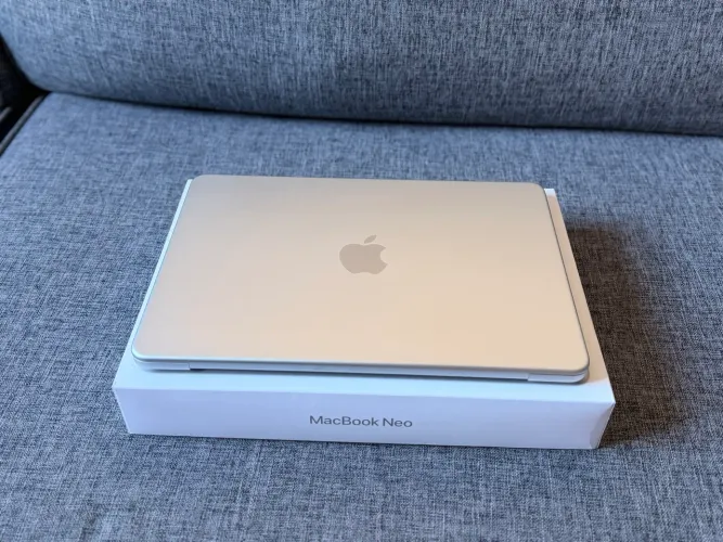 MacBook Neo 512GB